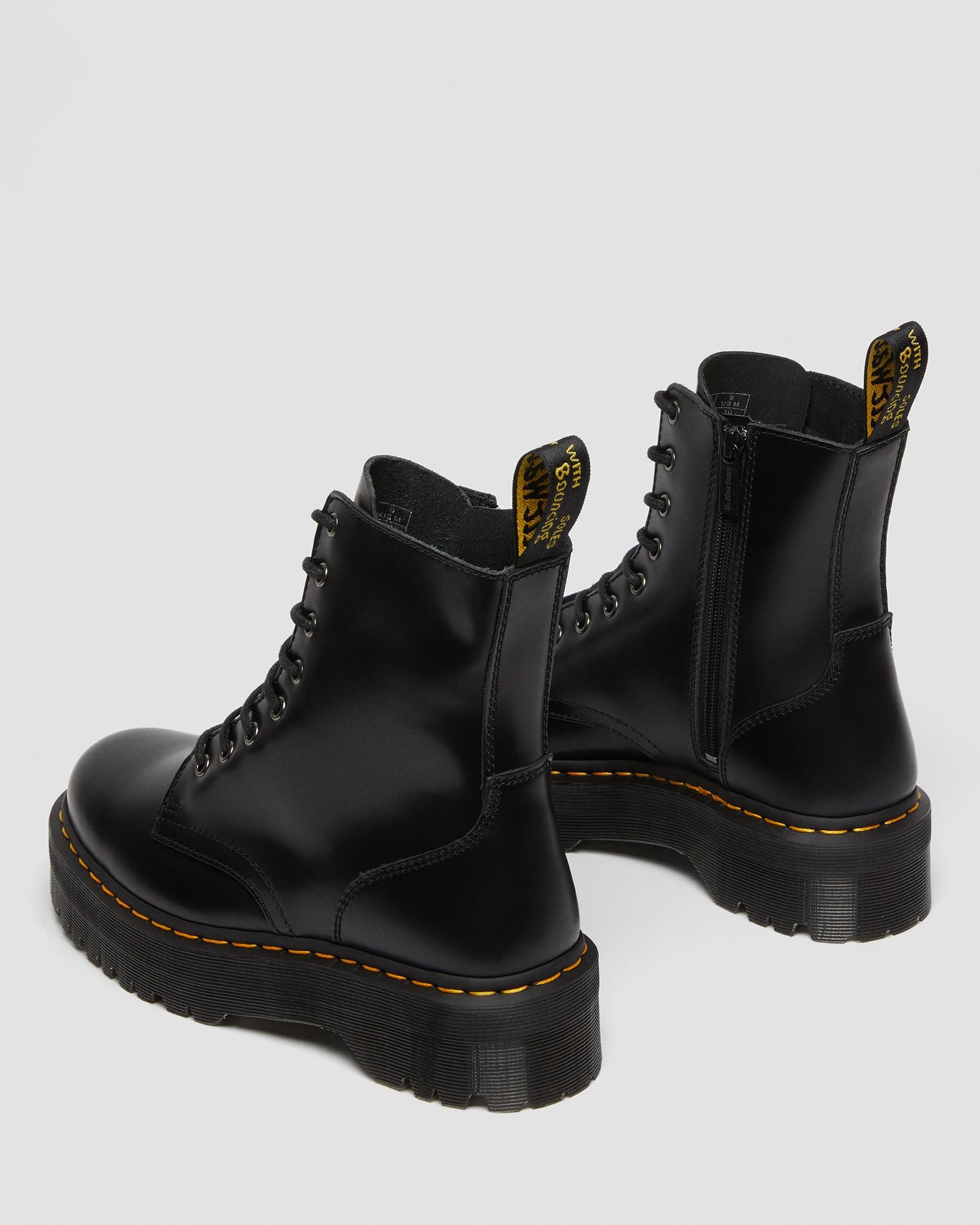 https://cdn.media.amplience.net/i/drmartens/15265001.86.jpg