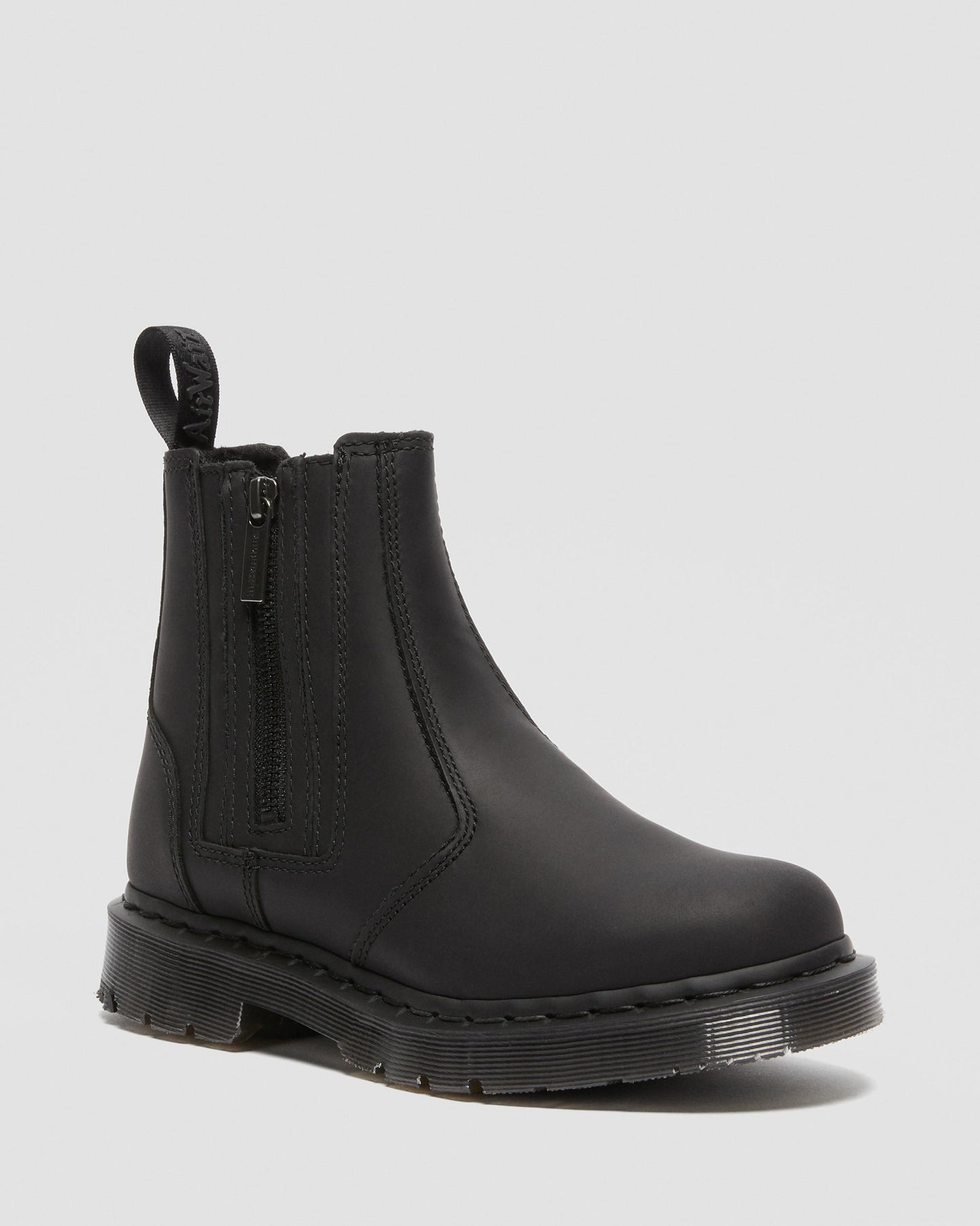https://cdn.media.amplience.net/i/drmartens/24016001.80.jpg