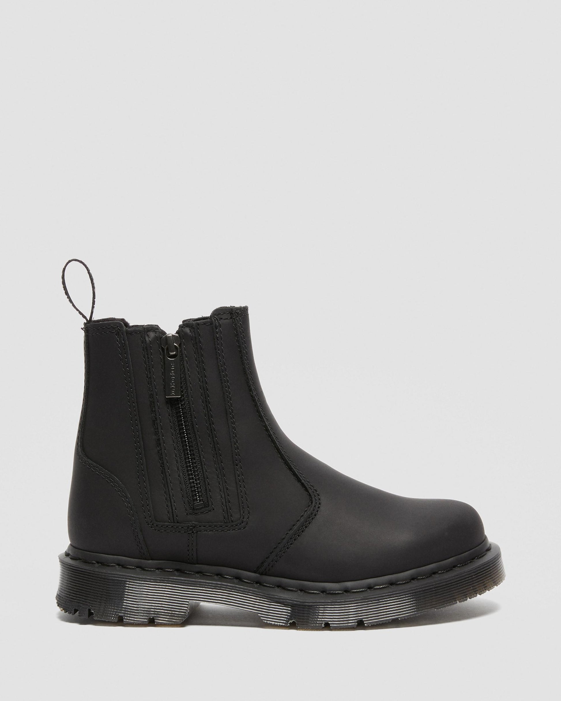 https://cdn.media.amplience.net/i/drmartens/24016001.87.jpg