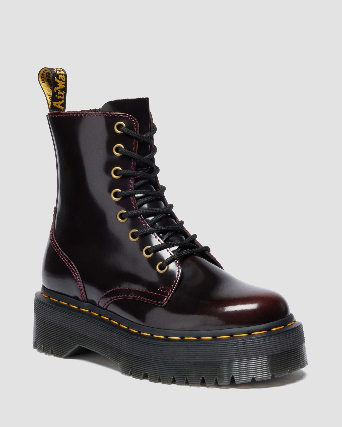 https://cdn.media.amplience.net/i/drmartens/24764600.80.jpg