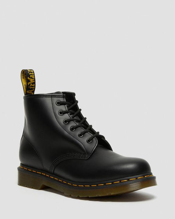 Dr. Martens Airwair Series