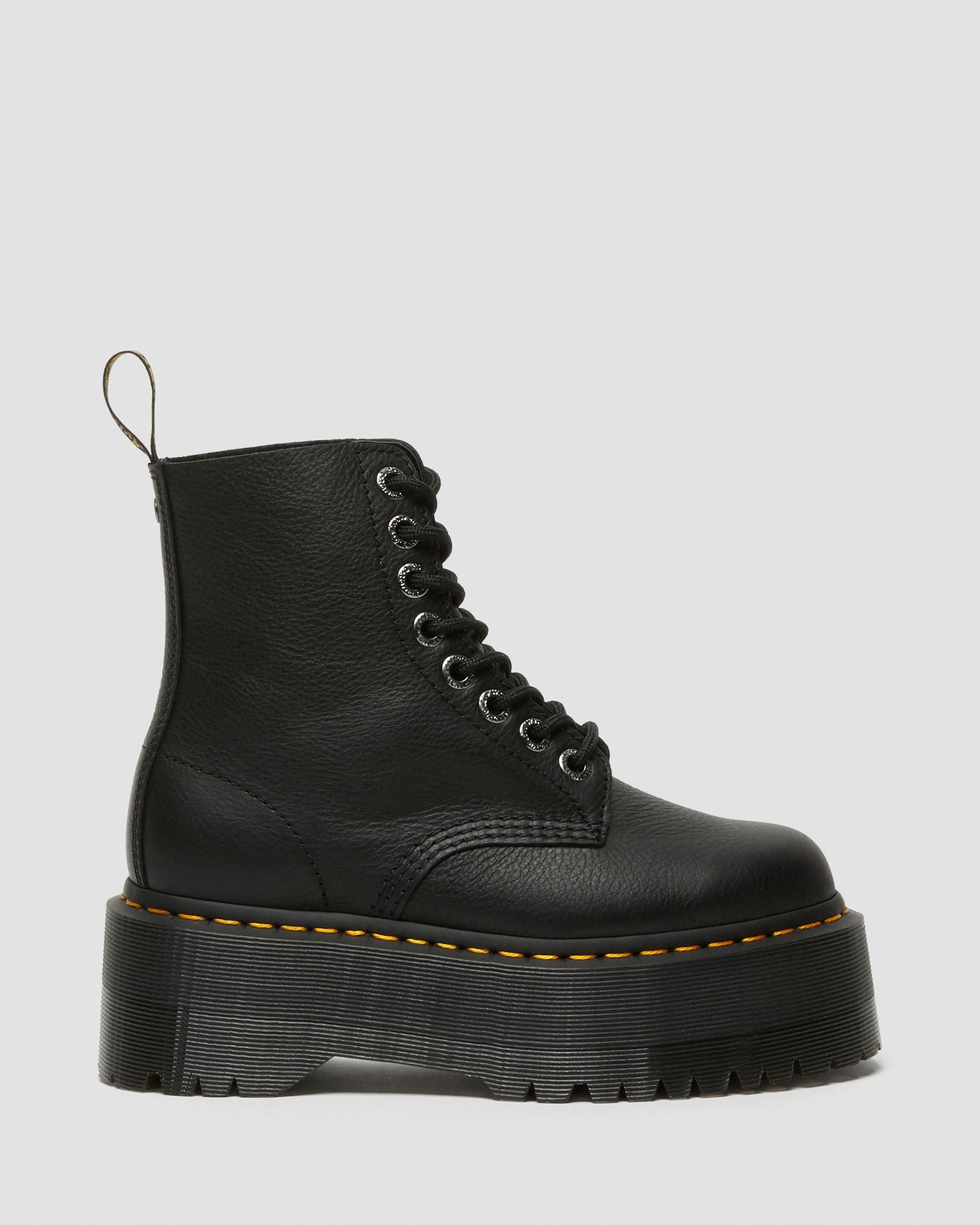 https://cdn.media.amplience.net/i/drmartens/26925001.85.jpg