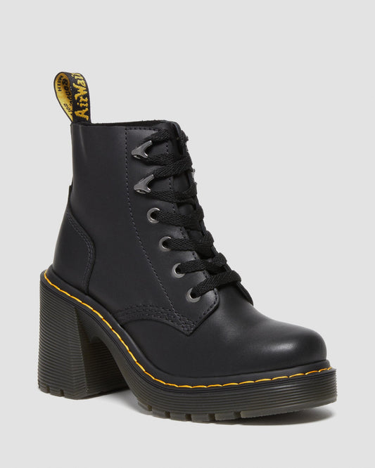 https://cdn.media.amplience.net/i/drmartens/27613001.80.jpg