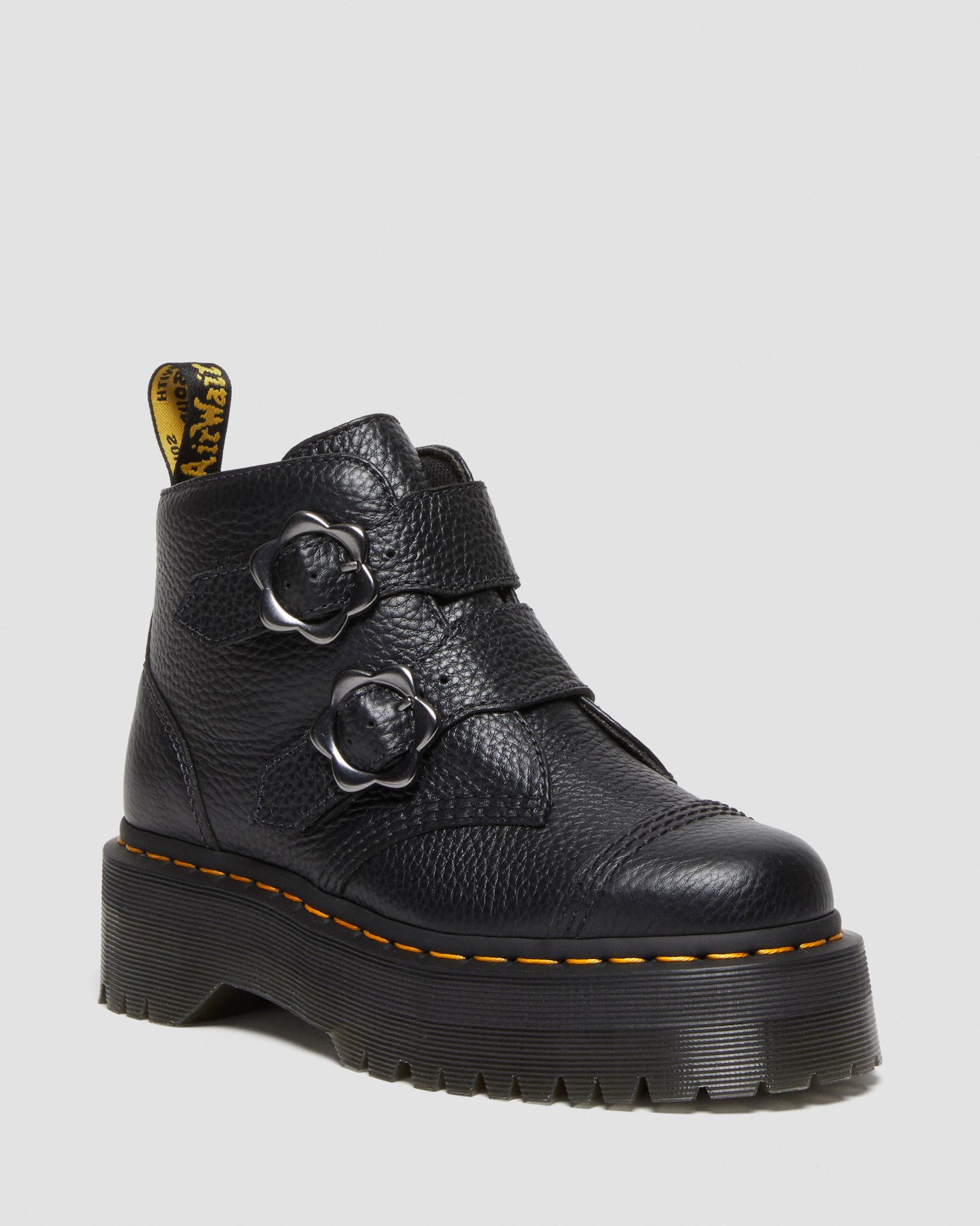 https://cdn.media.amplience.net/i/drmartens/27642001.80.jpg