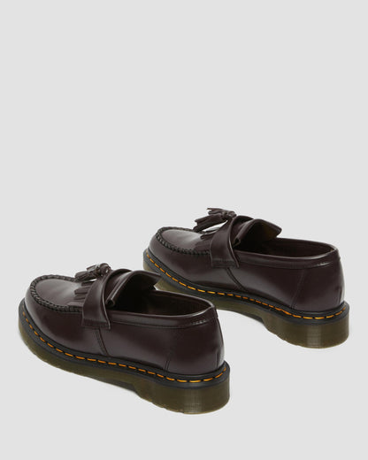 https://cdn.media.amplience.net/i/drmartens/27945606.84.jpg