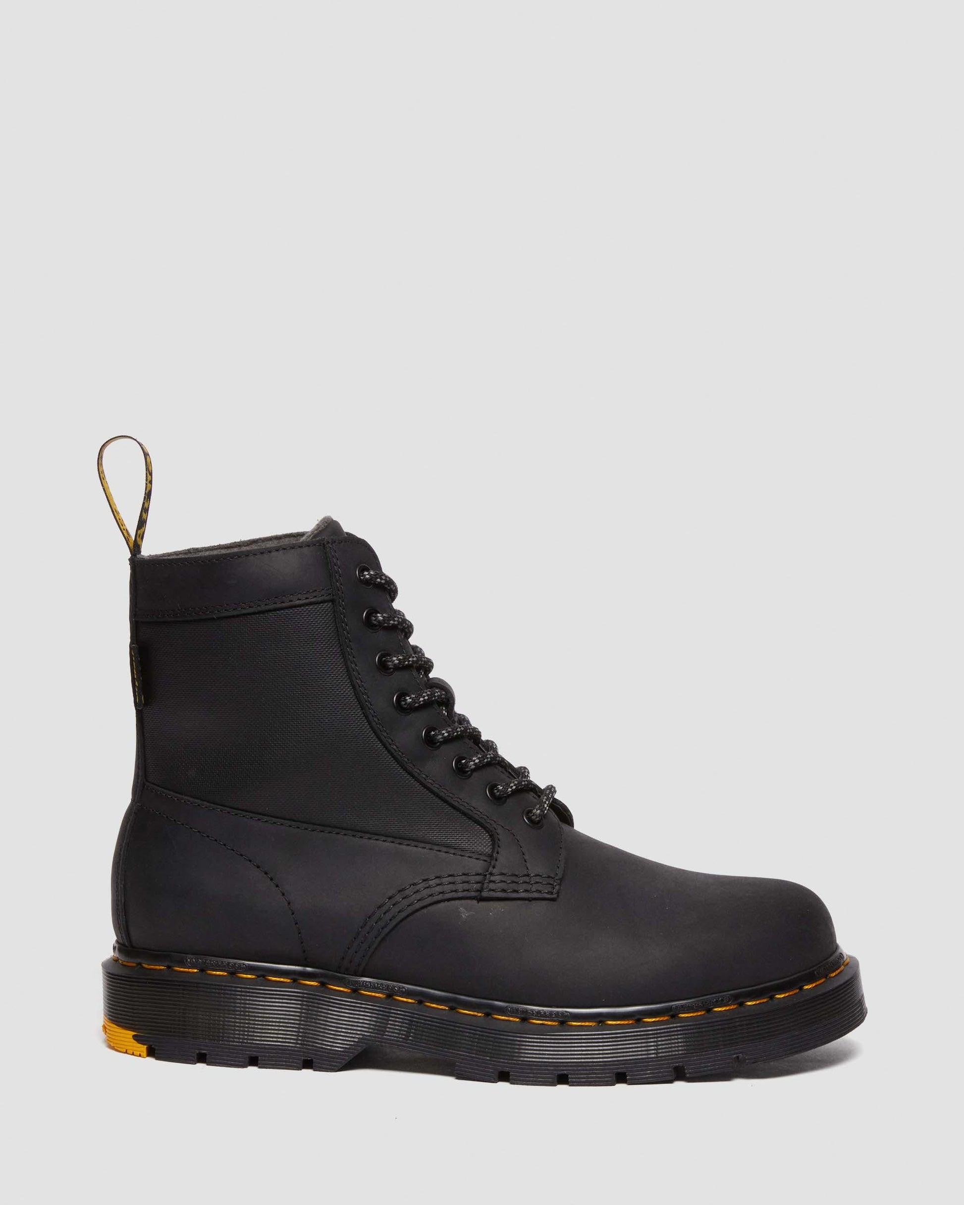 https://cdn.media.amplience.net/i/drmartens/31190001.85.jpg
